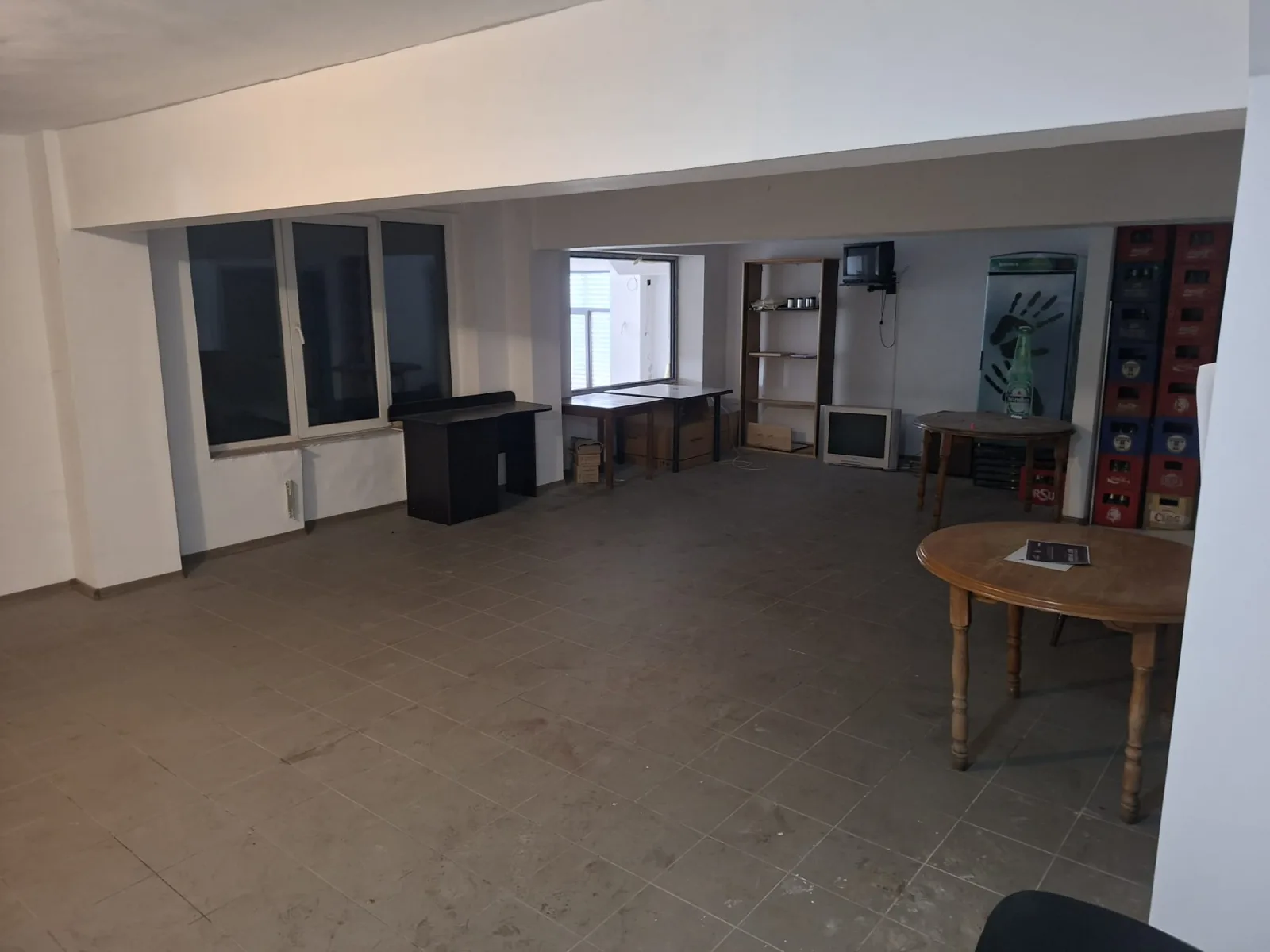 Corp B first-floor room on Bulevardul Victoriei side